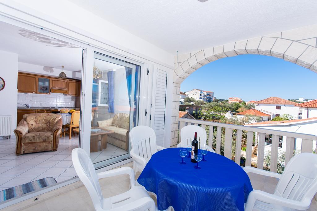 Villa Snjezana Trogir Bagian luar foto