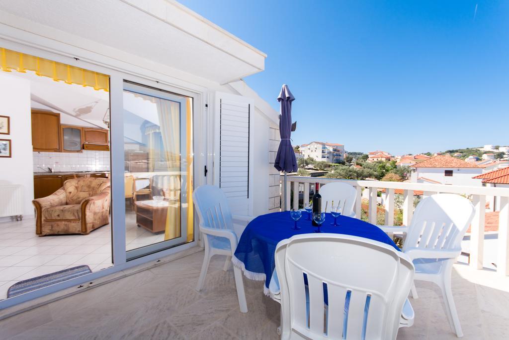 Villa Snjezana Trogir Bagian luar foto